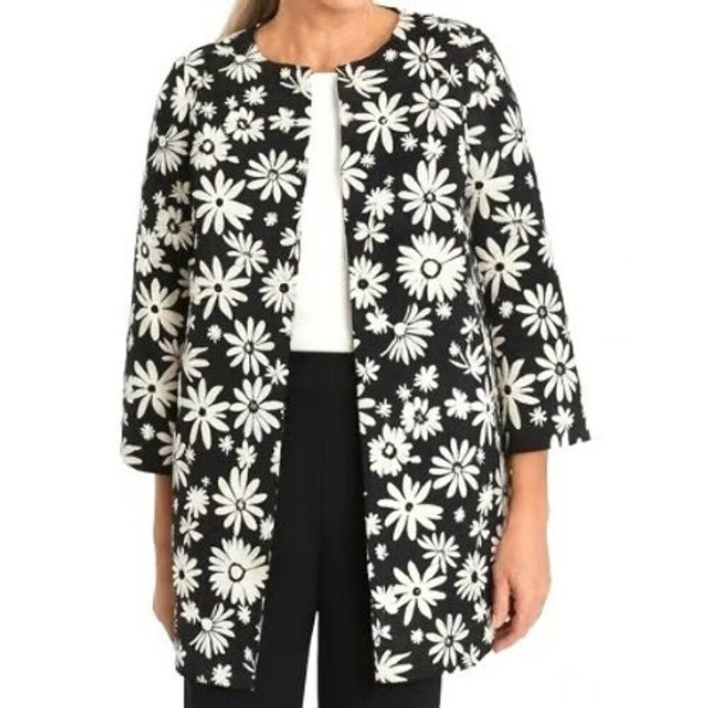 Talbots Women Jacquard Coat 8P Black White Floral Daisies Pockets Mid Length NWT